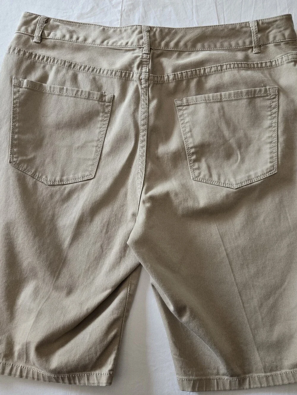 Coldwater Creek Natural Fit Bermuda Shorts Womens 12 Khaki